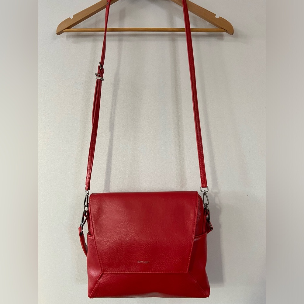 Matt & Nat Vibrant Red Crossbody/shoulder Bag